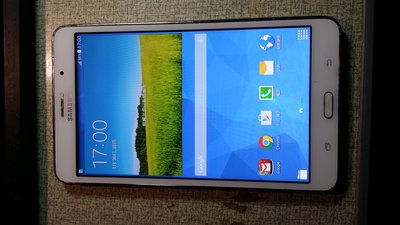 [平板] SAMSUNG Galaxy Tab 4 7.0 (T2397) - 輕巧大螢幕，通話一手掌握