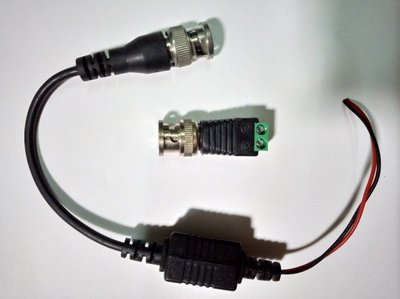 8MP 監視器 監控 防干擾 雙絞線 絞線傳輸器 BNC 頭 高傳輸BNC公轉快速接頭