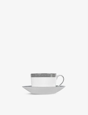 全新正品。英國 WEDGWOOD。Vera Wang 聯名系列 - 白金蕾絲茶杯及杯碟兩件組 150ml。預購