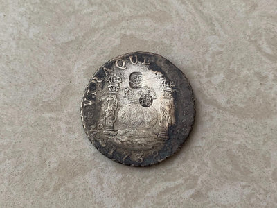 1738年西班牙雙柱地球銀幣 原光環彩 幣面帶“金”字戳及“43