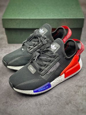 Adidas NMD_R1 V2 黑紅藍 舒適休閑跑步鞋 GW3553 男女鞋
