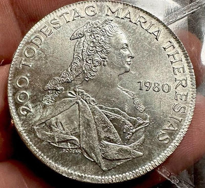 奧地利1980年瑪麗亞·特蕾西亞女王大奶媽銀幣發行200周年