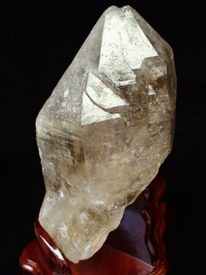 ~shalin-crystal~巴西鱷魚骨幹水晶~3.348公斤~完整度高~除穢聚氣~化煞聚財~值得珍藏!