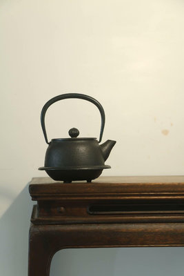 新 日本鐵壺、南部鐵壺、小鐵壺、鐵茶壺