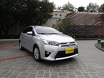 2015年式 Toyota 大鴨 Yaris 實跑里程立約保證 日本Goo鑑定車