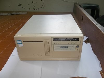 K6-266,電腦主機+INTEL主機板+128M記憶體,3組ISA,4組PCI,含顯示卡