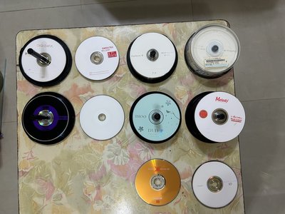 售出不退 一大堆空白片藍光 DVR CD 還有可重複燒的 不分售 送棉套