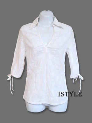 【全館賠錢賣】V領七分袖雕花白色襯衫，搭褲子裙子都好搭(12)