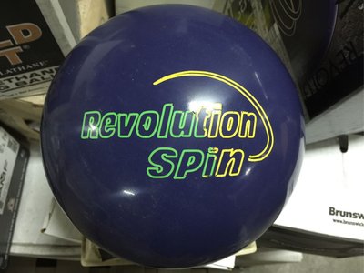 美國進口保齡球Revolution Spin品牌飛碟球玩家喜愛的品牌11磅跟11磅9盎司