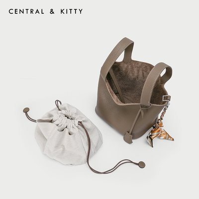 熱銷 Central&Kitty菜籃子包內膽包大容量化妝包收納包白色抽繩帆布包可開發票