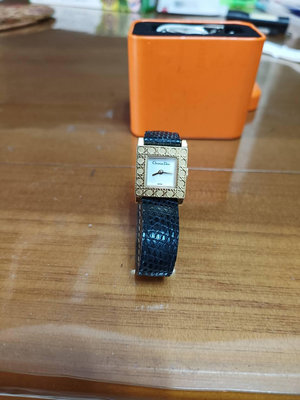 Christian Dior 克里斯汀·迪奧 CD 金色方型貝殼白面 石英鍍金 復古金女錶 皮帶石英錶 D60-159