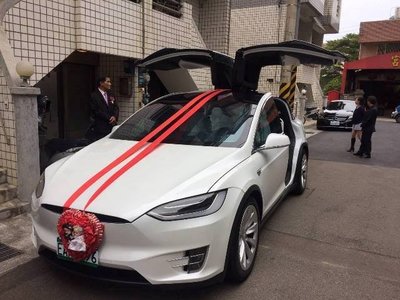 嘉義縣 特斯拉系列  Tesla  結婚禮車出租找全國最優評 優惠券