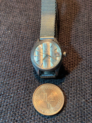 古董機械錶 瑞士anoma 手動及自動上鍊 錶徑21mm 錶帶非原廠 錶面及背蓋有磨損 能接受者再購買功能正常但需要整理