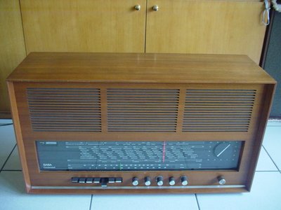 德國SABA Freudenstadt MOD. FD 16 Stereo古董真空管收音擴大機，品相超優，值得珍藏