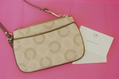 轉賣美國帶回COACH正品 C logo香檳色手拿包