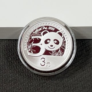 【華漢】2012年中國 熊貓金幣發行三十周年 30周年紀念銀幣1/4盎司  全新 保真 沒盒子  有證書