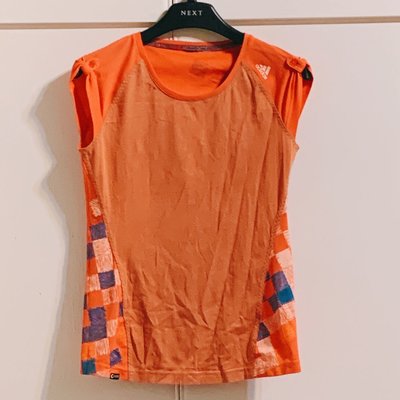Adidas 愛迪達 運動休閒上衣 無袖短袖 T恤女罩衫 透氣 橘色 亮橘色 慢跑健身 訓練服 機能衣 適合S-M體型 A1