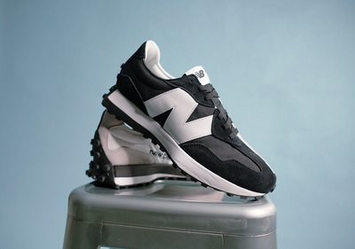 【日貨代購CITY】 New Balance 327 黑白陰陽 復古 麂皮 慢跑鞋 休閒鞋 現貨