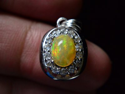 變彩豐富 天然蛋白石( Opal)  橢圓形 墜子 吊墜 墜飾