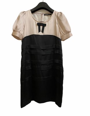百貨專櫃品牌NICE CLAUP粉X黑撞色拼接高質感洋裝