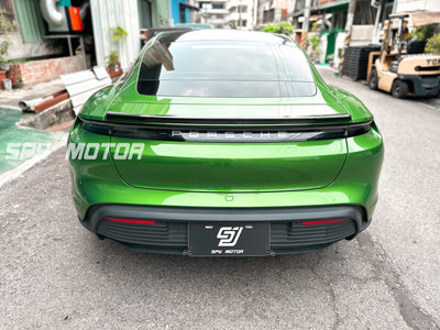 【SPY MOTOR】Porsche Taycan 碳纖維尾翼