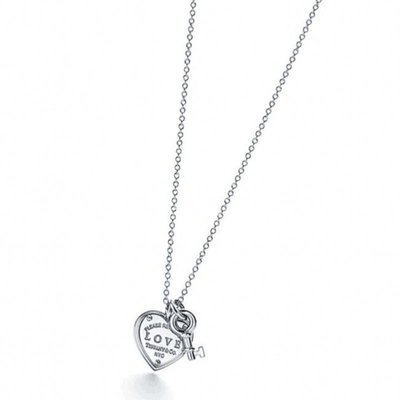 Tiffany/蒂芙尼925純銀項鏈love愛心鎖鑰匙吊墜鎖骨鏈女生日禮物-阿拉朵朵