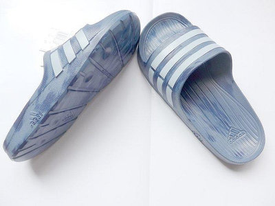 愛迪達 Adidas (7號拖鞋) 不規則渲染 淺藍 一體成形 鞋全家福 大童 運動拖鞋 男女 輕量 涼鞋 海灘