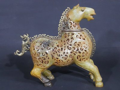 [銀九藝] 和闐玉 黃玉 水銀沁古玉 鑲銅透空雕 玉馬