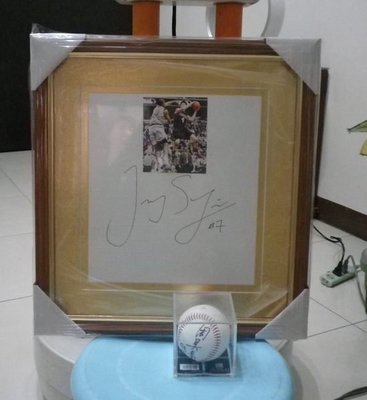 棒球天地---賣場唯一---哈佛小子紐約尼克林書豪Jeremy Lin 簽名板+照片加框組.字跡漂亮