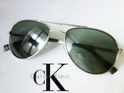 CK Calvin Klein 太陽眼鏡 淡金色金屬框 墨綠色鏡片 側框圓點 雷朋飛行員款 凱文克萊 窄臉【以靡正品】