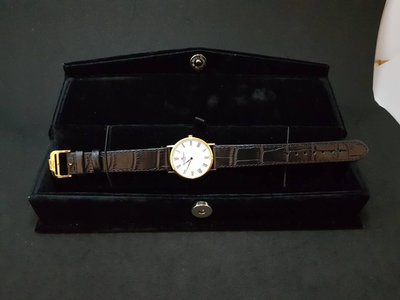 《三福堂國際珠寶名品1149》瑞士名士 Baume & Mercier 18K 金錶750