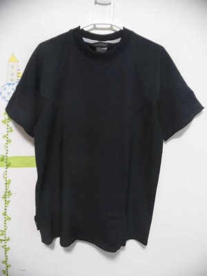 衣市藍~NIKE SPHERE Tech Training 排汗短袖T恤 (M~黑~) (210627)