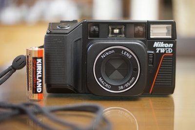 【售】尼康Nikon Tele Touch （也稱為L35TW AD）L35系列 38mm 65mm 雙定焦街拍日期傻瓜