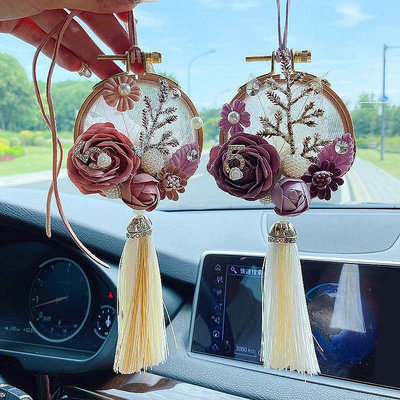 現貨：繡棚花朵車掛精致汽車高檔車掛件吊飾裝飾用品閨蜜生日小禮物
