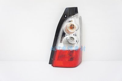 ~~ADT.車燈.車材~~鈴木 SOLIO NIPPY 02年~09年 紅白晶鑽尾燈含線組燈炮 DEPO製造