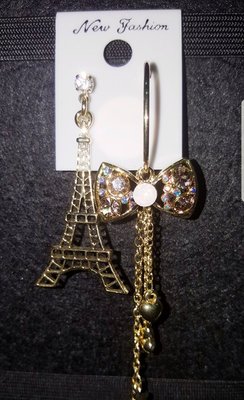 巴黎鐵塔蝴蝶結耳環 水鑽 耳環 垂墜式 耳環 精品耳環