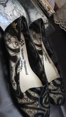 Vivienne Westwood x Melissa 聯名鏤空黑蕾絲果凍平底雨鞋