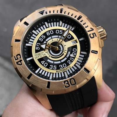 全新現貨出清價 可自取 INVICTA 25771 手錶 48mm 機械錶 黑面盤 金色錶圈 黑色橡膠錶帶 男錶
