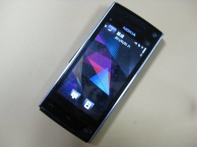 Nokia X6-00 3G觸控手機 支援Wi-Fi 電池蓋遺失