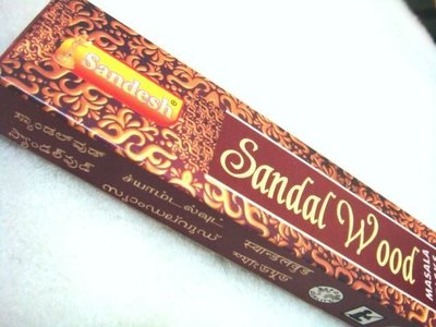 [綺異館]印度線香- 檀香系列 Sandesh Sandal Wood 3盒100 敬佛 沈思 冥想 淨化 售印度香皂