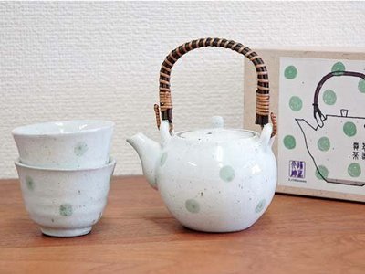 《散步生活雜貨-廚房散步》日本製 美濃燒 翡翠玉 日式茶壺杯組(一壺+二杯一組) 禮盒K6-17