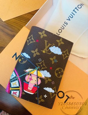 二手精品 LV 路易威登 聖誕款 護照夾 手拿包 錢包 女款 棕色 M69746 現貨