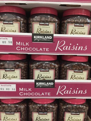 【佩佩的店】COSTCO 好市多 Kirkland Signature 科克蘭 葡萄乾巧克力 1.53公斤 新莊可自取