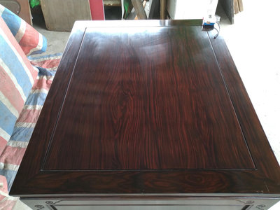 正印尼黑檀方桌 ，材質是蘇拉威西條紋烏木 非牛樟 樹瘤 紅檜 黃檜 肖楠 龍柏 亞杉 紅豆杉 紅欅木 沉香 檀香