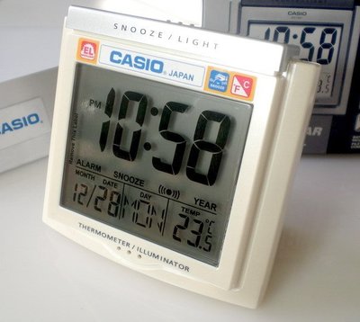 CASIO鬧鐘專賣店 地球儀鐘錶 貪睡 超大字幕 溫度、日期 上班族 學生必備 公司貨 DQ-750F-7D