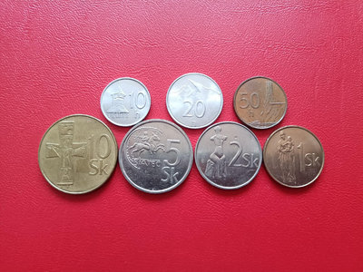 【二手】 斯洛伐克套幣，1～2圖1993年～1996年7套，原光美品927 錢幣 硬幣 紀念幣【明月軒】