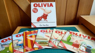 二手【小豬奧莉薇。盒裝書】OLIVIA ON THE GO║內含六本繪本