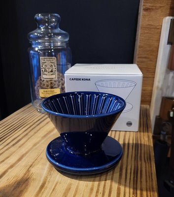 【多塔咖啡】贈濾紙 日本製 CAFEDE KONA Hasami 波佐見燒 錐形濾杯 湛藍 1-2人份 V60 時光濾杯