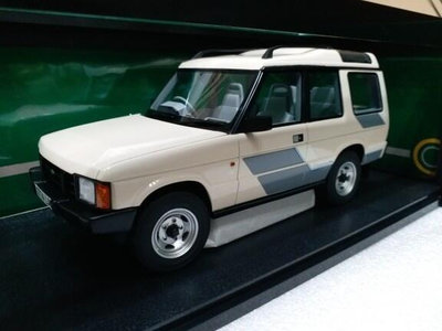 Cult 1 18 荒原路華發現第一代汽車模型 Land Rover Discovery MK1 白
