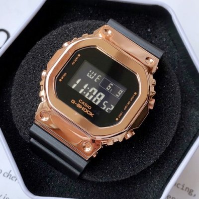 CASIO G-SHOCK 玫瑰金色配黑色錶盤 橡膠錶帶 電子 男士/女士手錶 GMS5600PG1